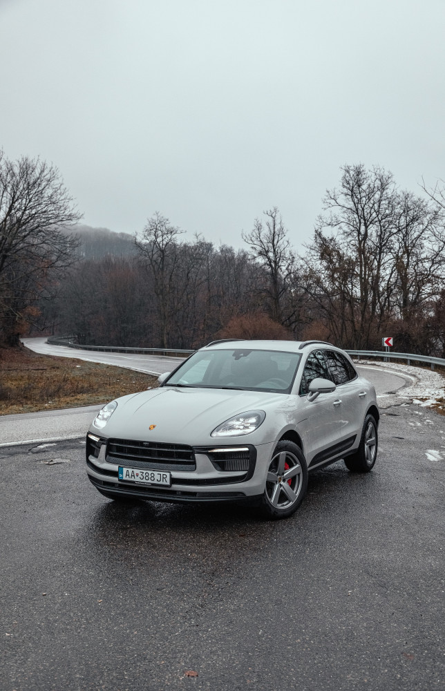2024 Porsche Macan S